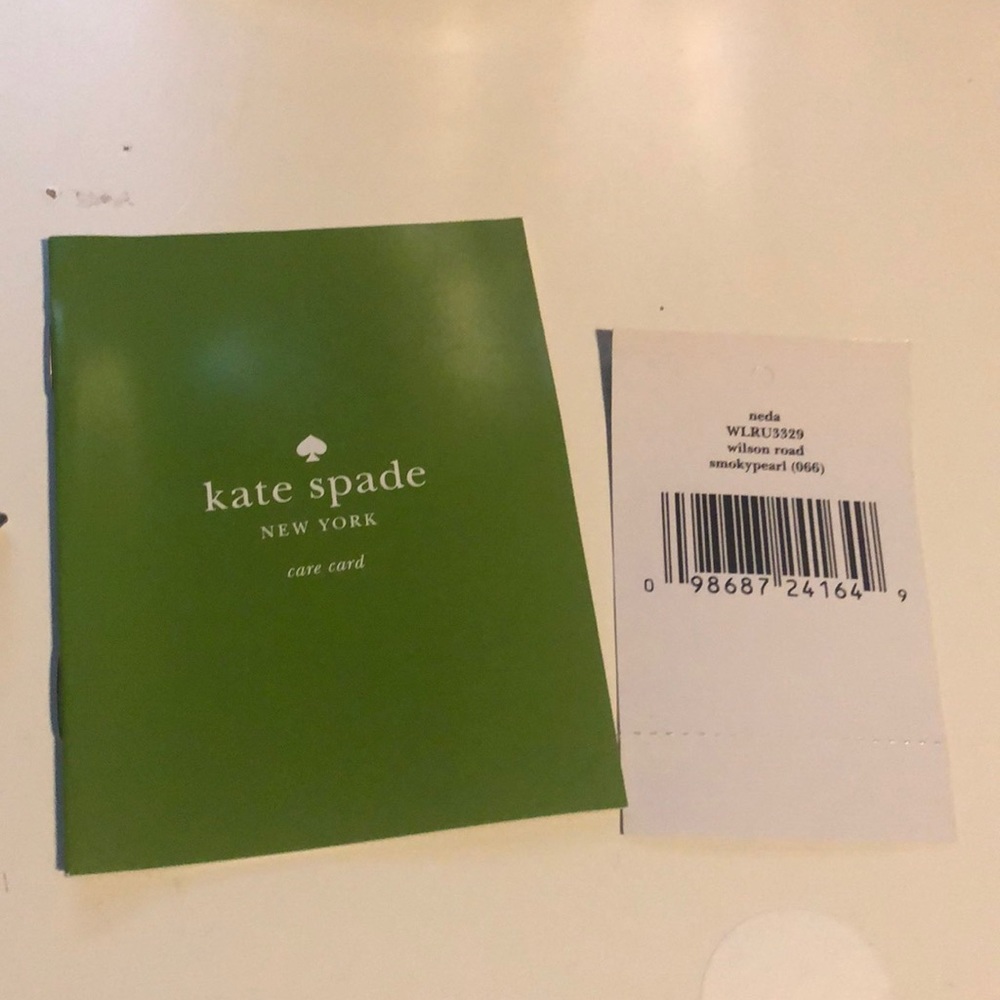 Kate Spade New York • Wallet - Picture 6 of 6